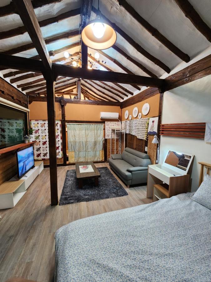 Villa Kims House Andong Exterior foto